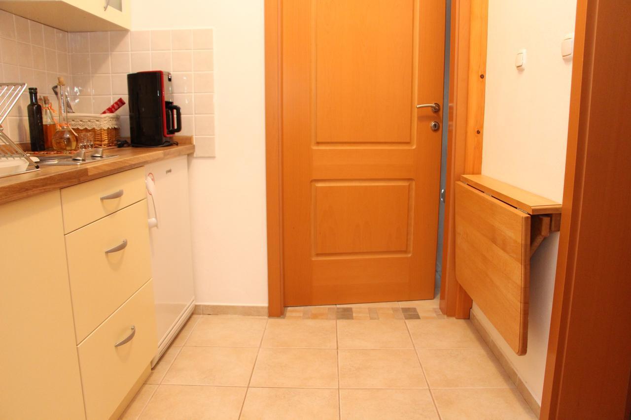 Prenocisca Angelin Hram, Tiny Apartments Markovec Exterior foto