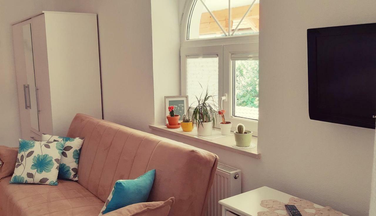 Prenocisca Angelin Hram, Tiny Apartments Markovec Exterior foto